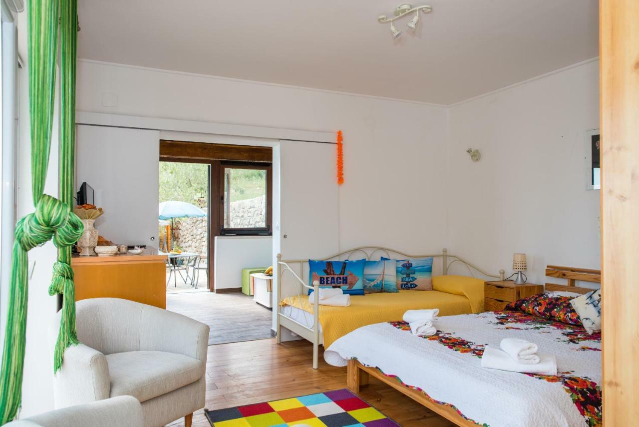 Poseydon Beach Bungalow 믈리니 외부 사진